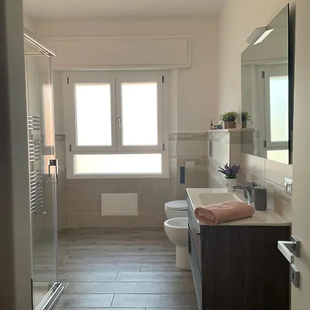 Anna's House